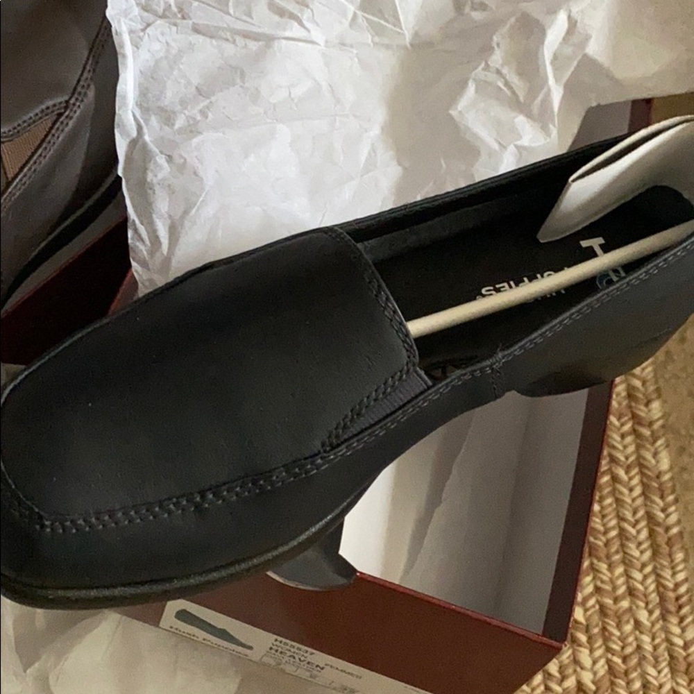 2 pair Hush Puppies loafers “HEAVEN” sale 40-each